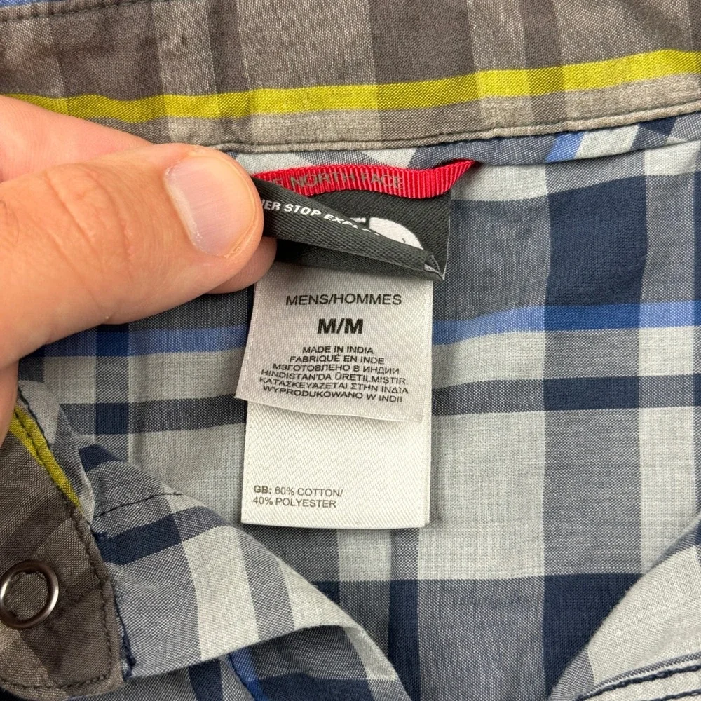 The North Face Men Medium Blue Grey Plaid Short Sleeve Button Up Shirt Hike Camp